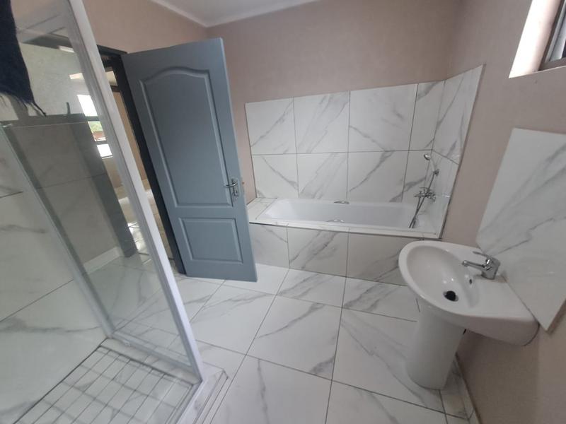 7 Bedroom Property for Sale in Sasolburg Ext 5 Free State